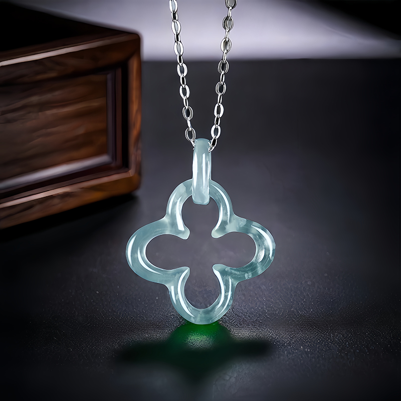 Men'S Fashion Necklaces - Collier pendentif en jadéite bleue du